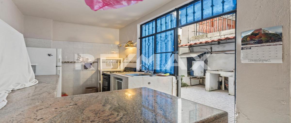 Foto de edificio en basilio badillo , emiliano zapata, puerto vallarta, jalisco, 0 foto 04 Foto de edificio en venta en basilio badillo , emiliano zapata, puerto vallarta, jalisco, 0 No. 04