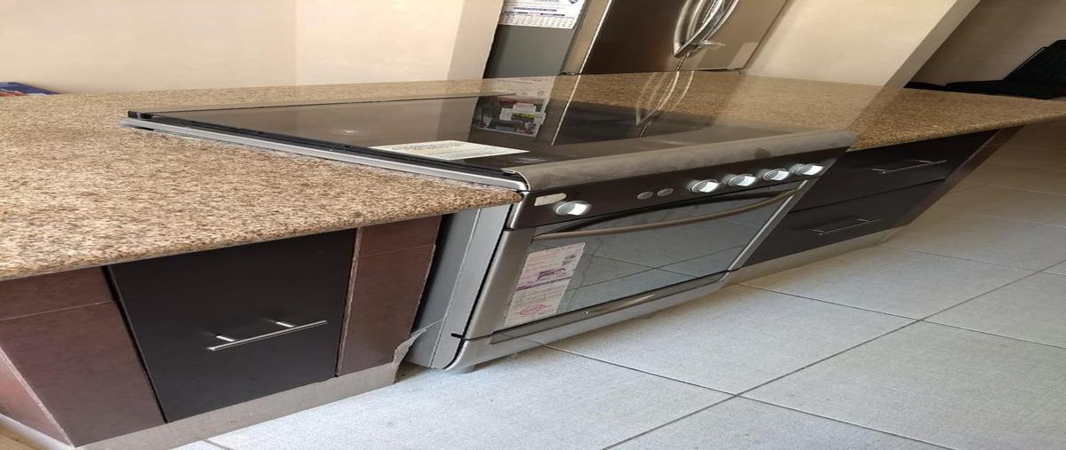 Foto de casa en venta en  , bello horizonte, puebla, puebla, 31049103 No. 03