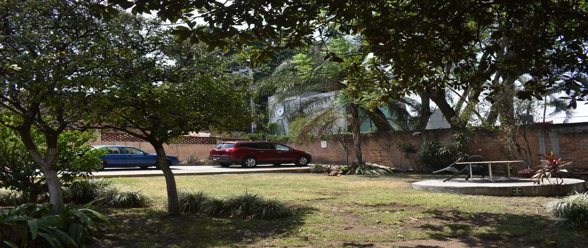 Foto de edificio en venta en  , benito juárez (centro), cuernavaca, morelos, 0 No. 02