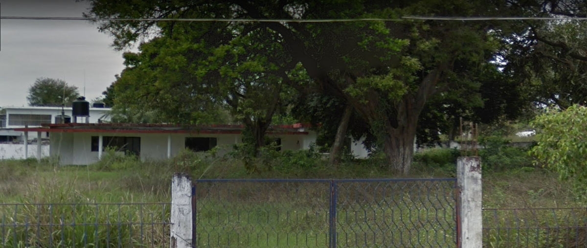 Foto de terreno habitacional en venta en benito juárez htv3352 , panuco centro, pánuco, veracruz de ignacio de la llave, 7223167 No. 01