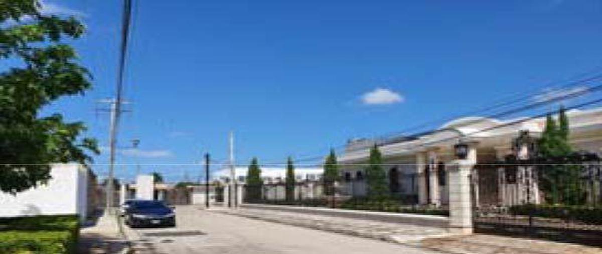Foto de casa en venta en  , benito juárez nte, mérida, yucatán, 28126675 No. 02