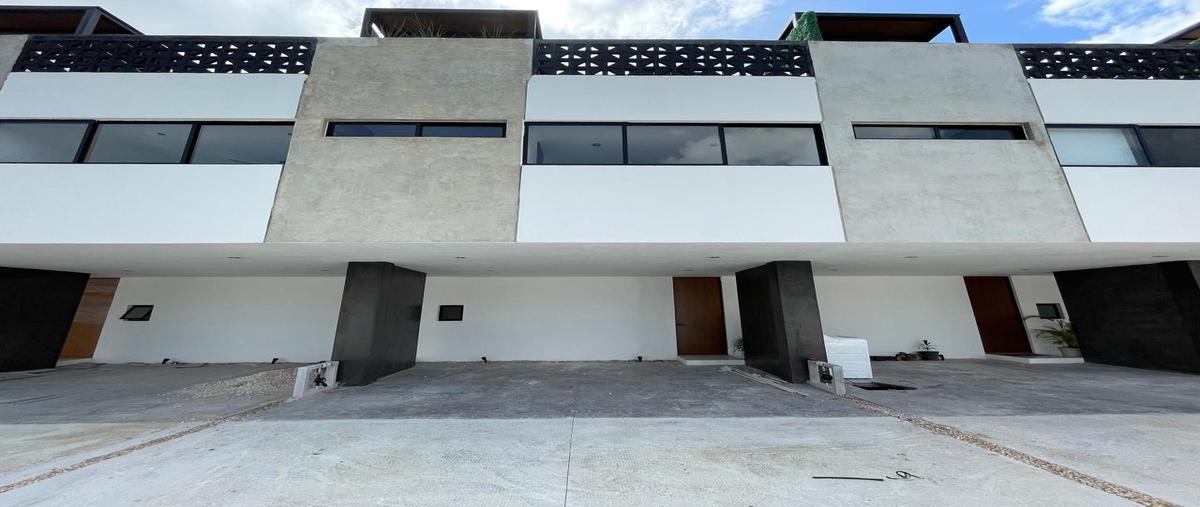 Foto de casa en venta en  , benito juárez nte, mérida, yucatán, 28771459 No. 01