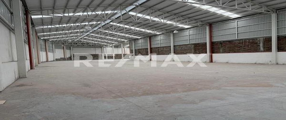 Foto de bodega en renta en bodega 2500 m2 , zumpimito, uruapan, michoacán de ocampo, 30266901 No. 02