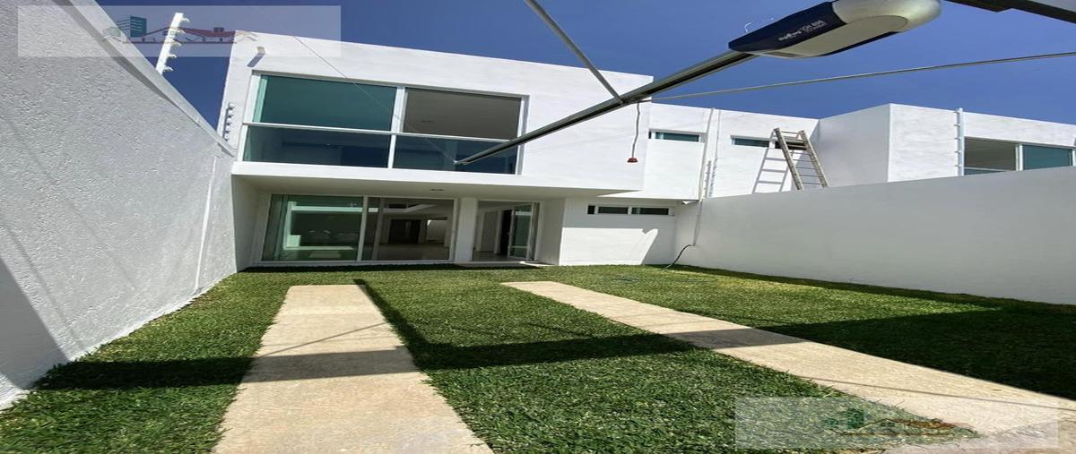 Foto de casa en , bosques de cuernavaca, cuernavaca, morelos, 30932493 foto 01 Foto de casa en venta en , bosques de cuernavaca, cuernavaca, morelos, 30932493 No. 01