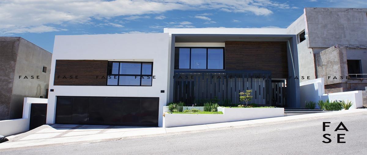 Foto de casa en venta en  , bosques de san francisco i y ii, chihuahua, chihuahua, 8681249 No. 01