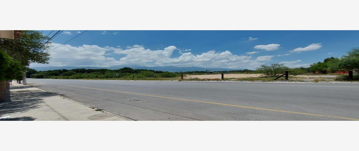 Foto de terreno comercial en renta en boulevard colosio , los gonzález, saltillo, coahuila de zaragoza, 27193137 No. 05