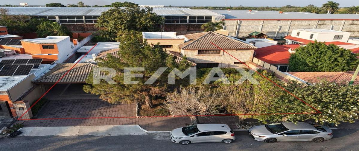 Foto de casa en venta en boulevard de la amistad , residencial los naranjos, victoria, tamaulipas, 0 No. 01