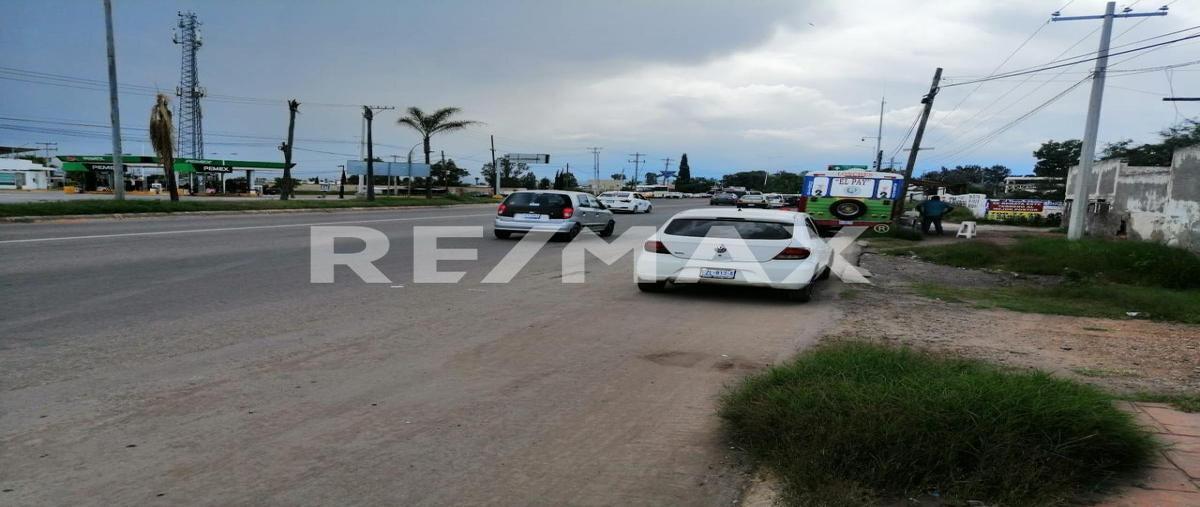 Foto de terreno comercial en venta en boulevard de la juventud s/n , labor de guadalupe, durango, durango, 21858595 No. 03