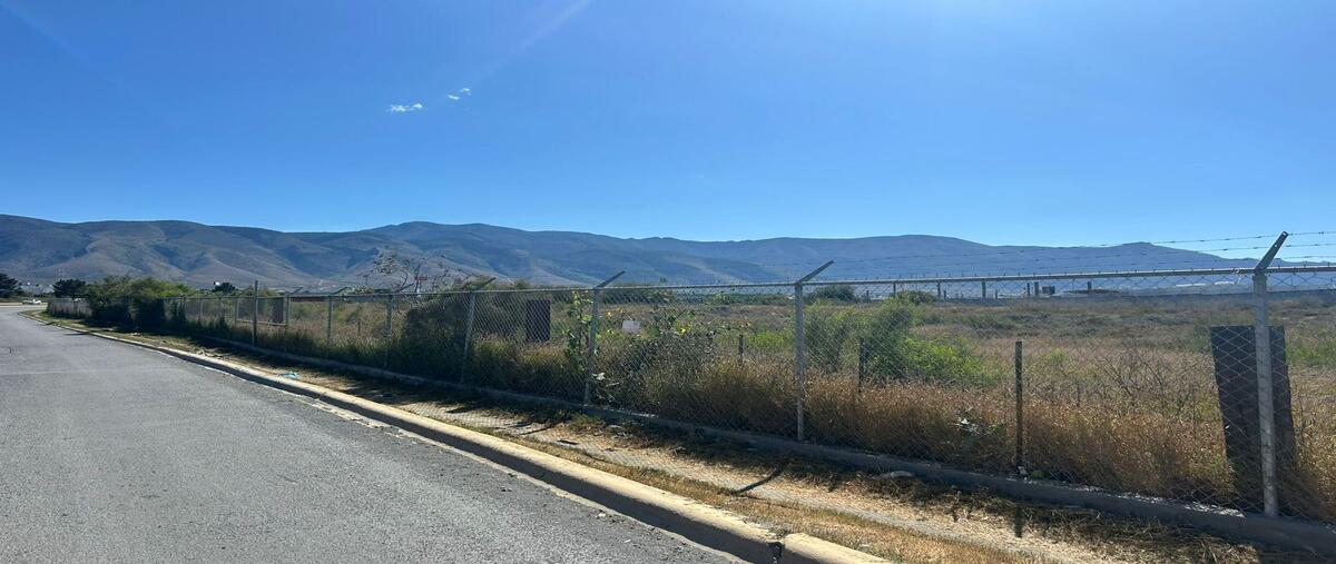 Foto de terreno habitacional en boulevard luis donaldo colosio , real del sol, saltillo, coahuila de zaragoza, 0 foto 04 Foto de terreno habitacional en renta en boulevard luis donaldo colosio , real del sol, saltillo, coahuila de zaragoza, 0 No. 04