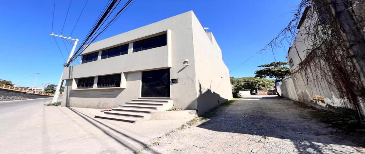 Foto de oficina en boulevard miguel de la madrid 21, 16 de septiembre, manzanillo, colima, 29159319 foto 01 Foto de oficina en renta en boulevard miguel de la madrid 21, 16 de septiembre, manzanillo, colima, 29159319 No. 01