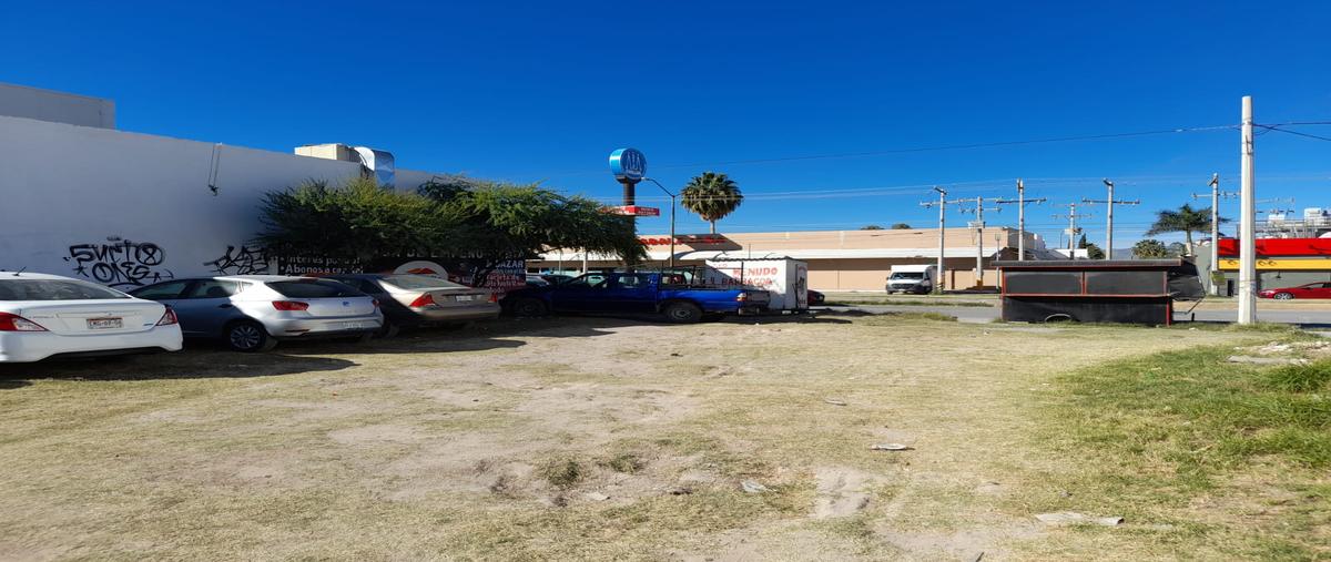 Foto de terreno comercial en boulevard monterreal y boulevard libertad , monte real, torreón, coahuila de zaragoza, 25685703 foto 03 Foto de terreno comercial en renta en boulevard monterreal y boulevard libertad , monte real, torreón, coahuila de zaragoza, 25685703 No. 03