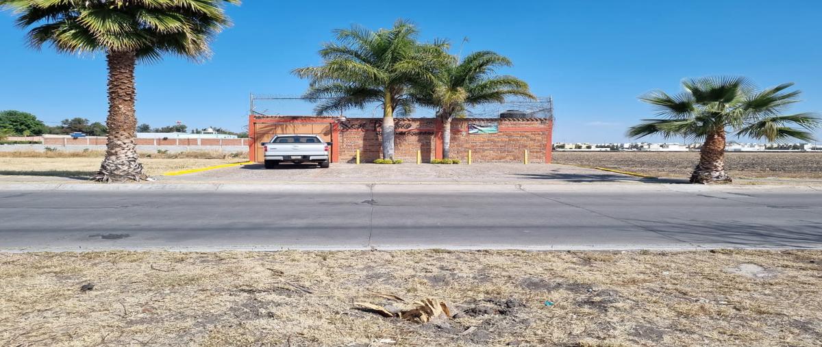 Foto de terreno comercial en boulevard san pedro , san pedro, salamanca, guanajuato, 26239351 foto 01 Foto de terreno comercial en renta en boulevard san pedro , san pedro, salamanca, guanajuato, 26239351 No. 01