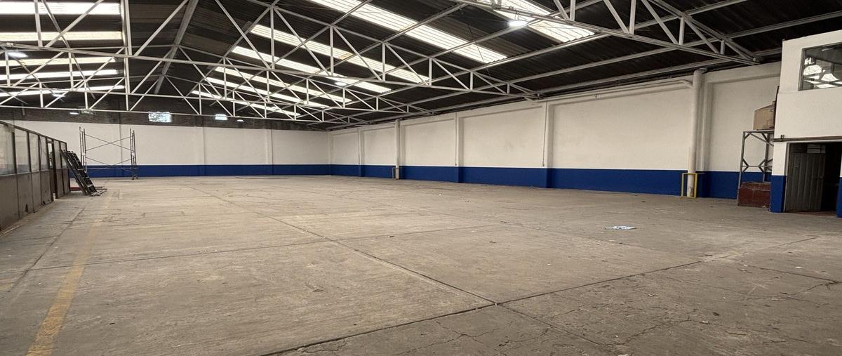 Foto de bodega en renta en  , boulevares impala, ecatepec de morelos, méxico, 28681710 No. 01