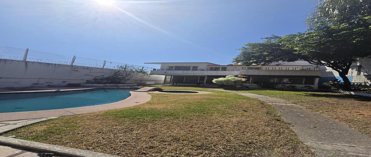 Foto de edificio en venta en  , bugambilias, jiutepec, morelos, 28905140 No. 01