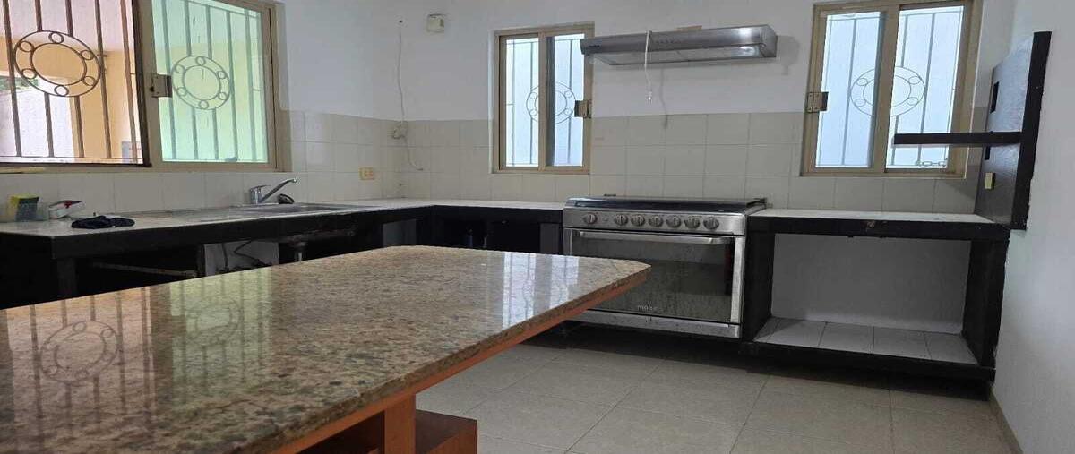 Foto de casa en venta en  , bugambilias, mérida, yucatán, 0 No. 03