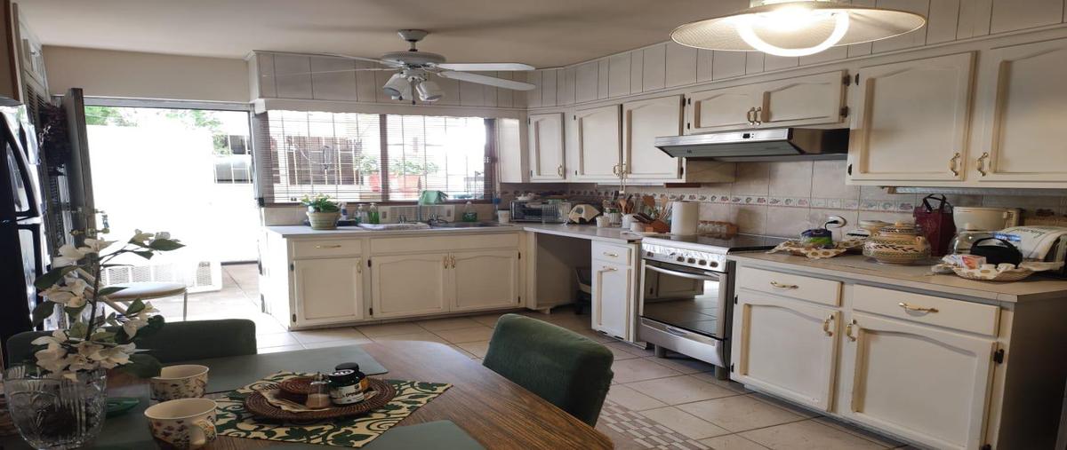 Foto de casa en venta en  , burócrata estatal, chihuahua, chihuahua, 30301940 No. 03