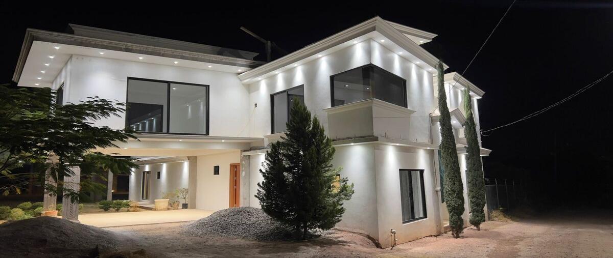 Foto de edificio en calle de la fuente , yerbabuena, guanajuato, guanajuato, 28851243 foto 01 Foto de edificio en venta en calle de la fuente , yerbabuena, guanajuato, guanajuato, 28851243 No. 01