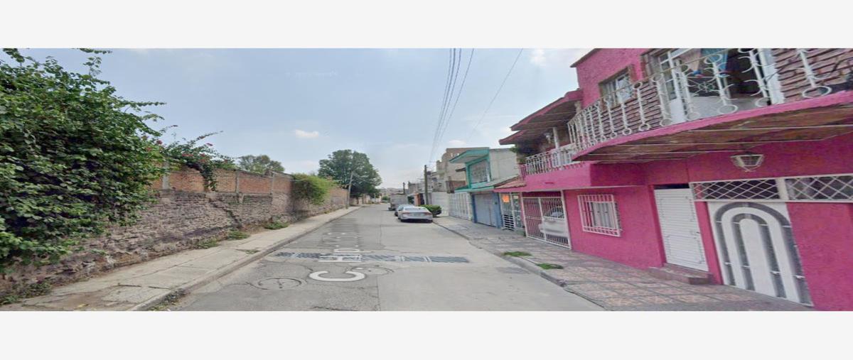 Foto de casa en venta en calle hipólito ramírez flores 24, lomas de tlaquepaque, san pedro tlaquepaque, jalisco, 0 No. 01
