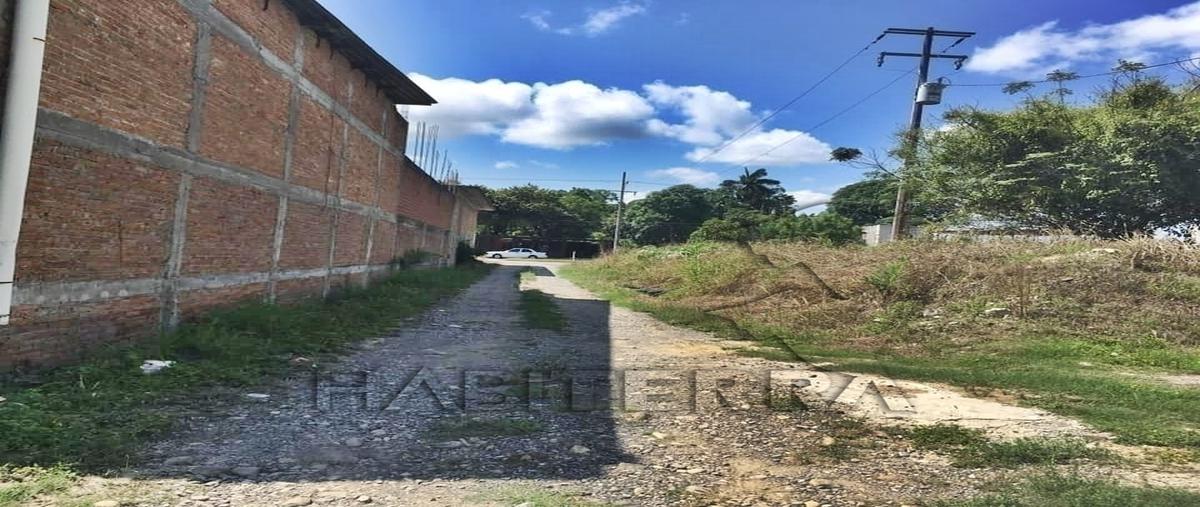Foto de terreno comercial en venta en calle tuxpan , los mangos, tuxpan, veracruz de ignacio de la llave, 0 No. 02