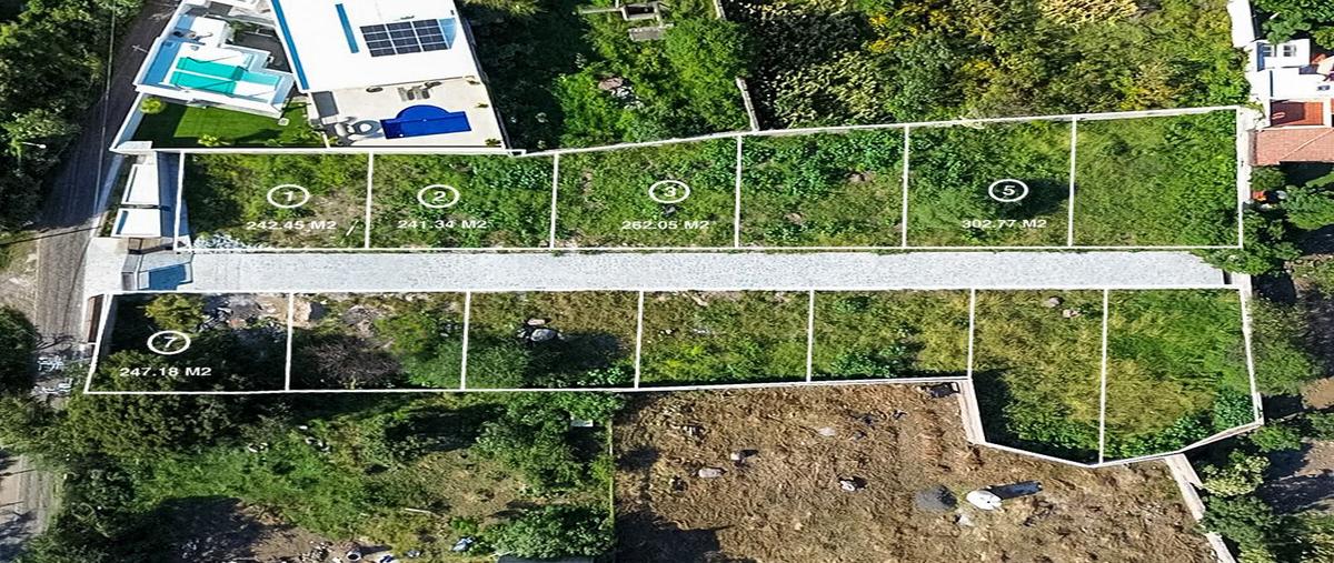 Foto de terreno habitacional en callejon la zapota , ajijic centro, chapala, jalisco, 27928506 foto 01 Foto de terreno habitacional en venta en callejon la zapota , ajijic centro, chapala, jalisco, 27928506 No. 01