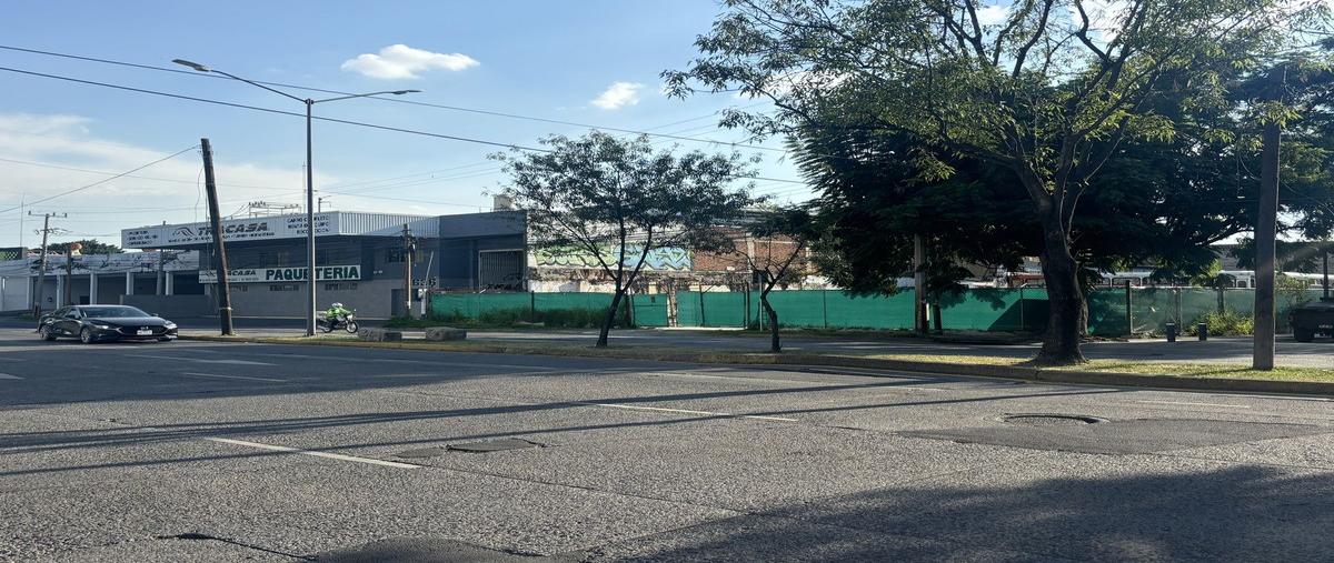 Foto de terreno comercial en venta en calzada gonzález gallo , atlas, guadalajara, jalisco, 28796020 No. 01