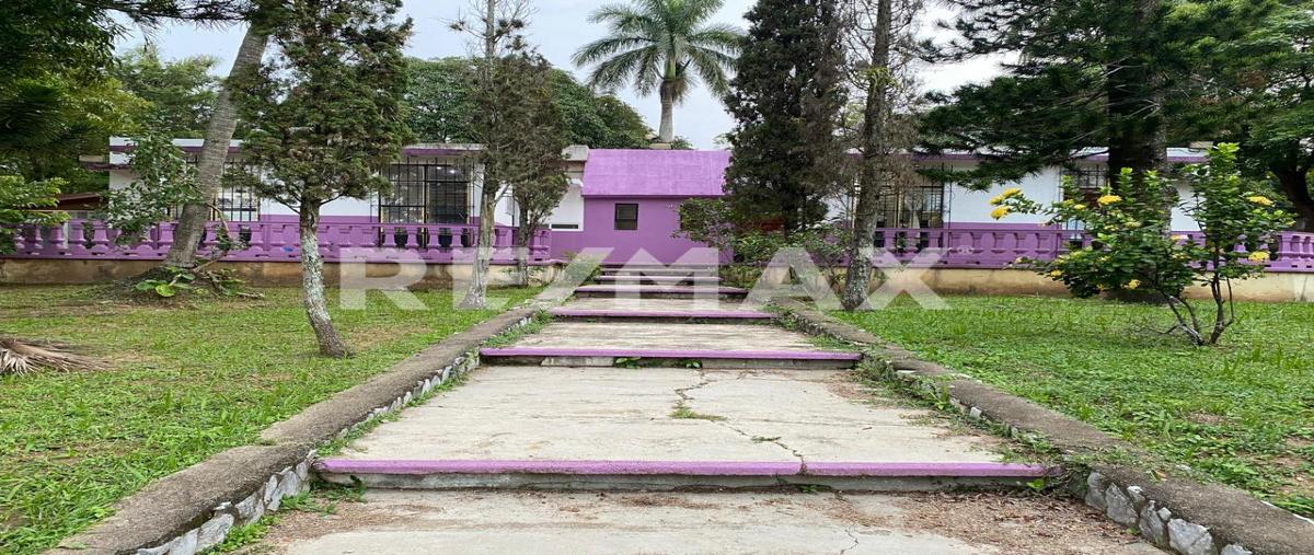 Foto de casa en calzada hombres ilustres esquina calle rafael del toro y ayuntamiento 1109 , matías romero centro, matías romero avendaño, oaxaca, 0 foto 02 Foto de casa en venta en calzada hombres ilustres esquina calle rafael del toro y ayuntamiento 1109 , matías romero centro, matías romero avendaño, oaxaca, 0 No. 02