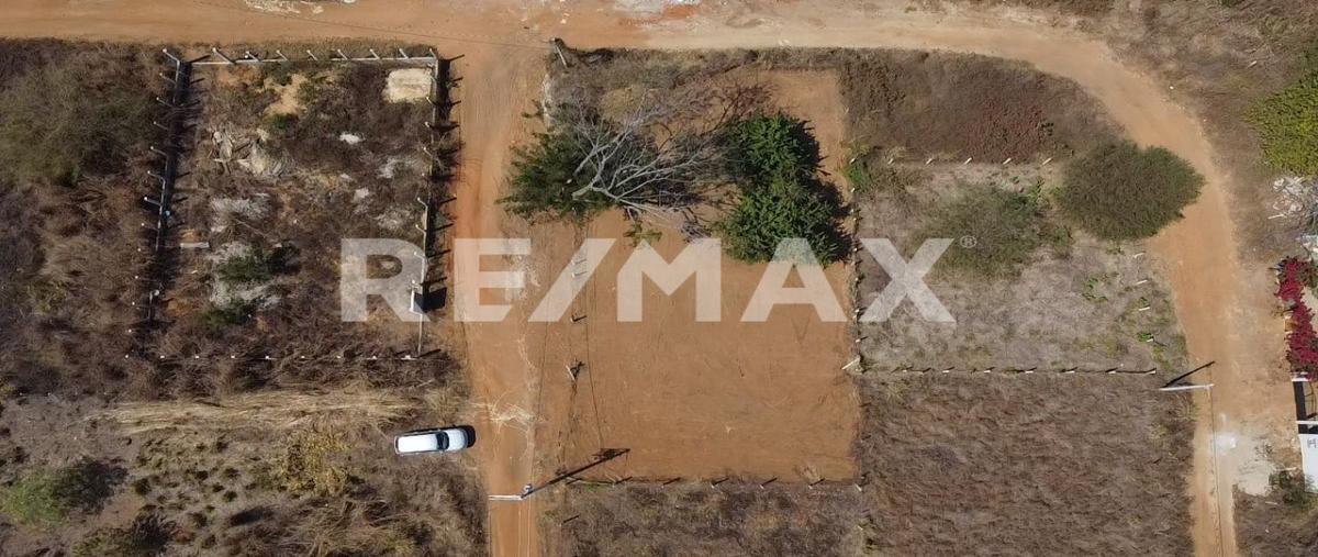 Foto de terreno habitacional en camino a malucano , puerto escondido centro, san pedro mixtepec -dto. 22 -, oaxaca, 0 foto 03 Foto de terreno habitacional en venta en camino a malucano , puerto escondido centro, san pedro mixtepec -dto. 22 -, oaxaca, 0 No. 03