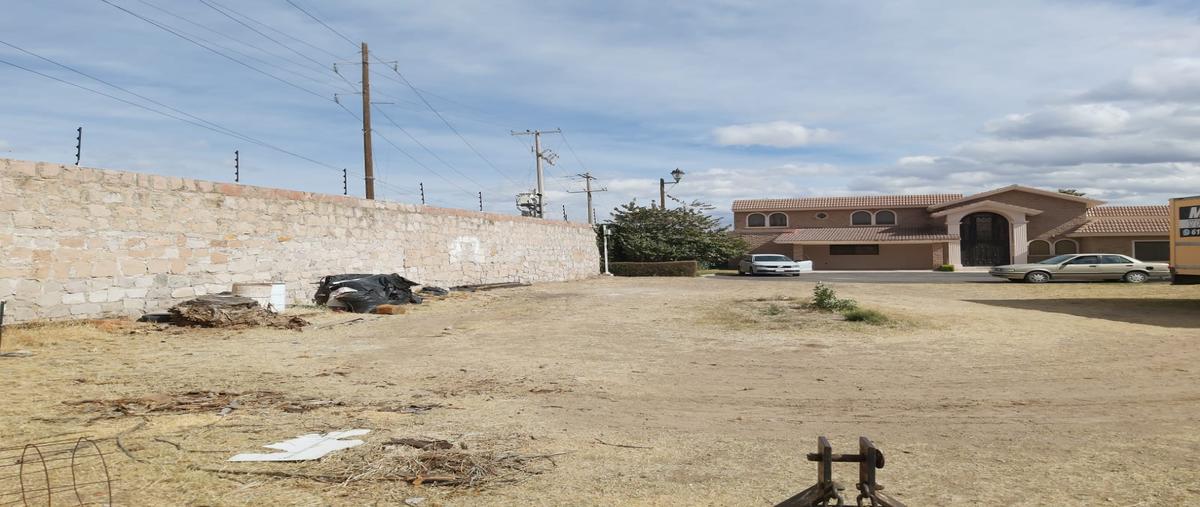 Foto de terreno habitacional en venta en camino de los tulipanes , villas campestre, durango, durango, 29221930 No. 03