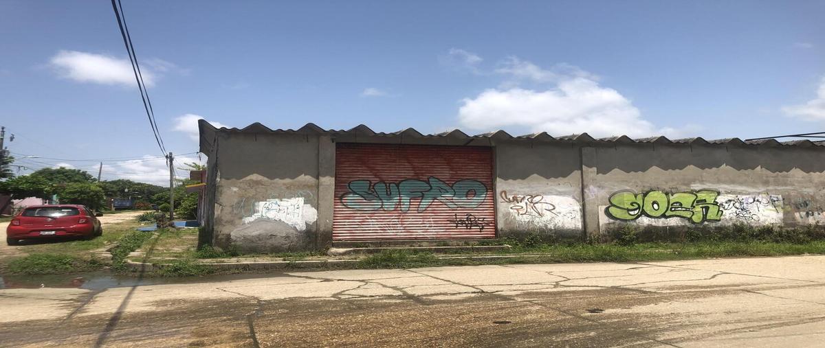 Foto de bodega en venta en campesina lote 1 manzana 84, colonia francisco villa , francisco villa, coatzacoalcos, veracruz de ignacio de la llave, 25054174 No. 02