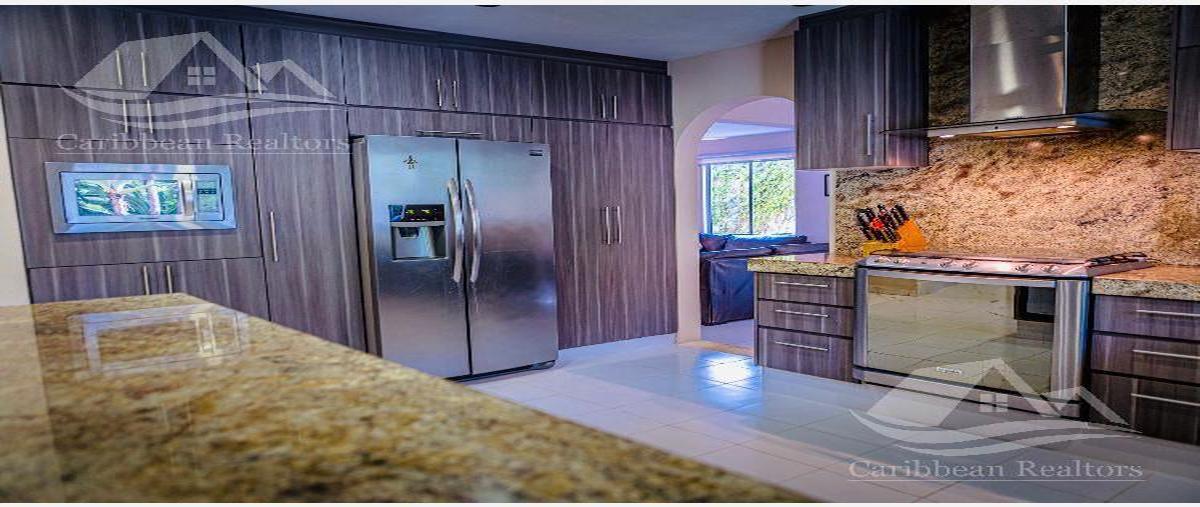 Foto de casa en venta en  , campestre, benito juárez, quintana roo, 0 No. 04