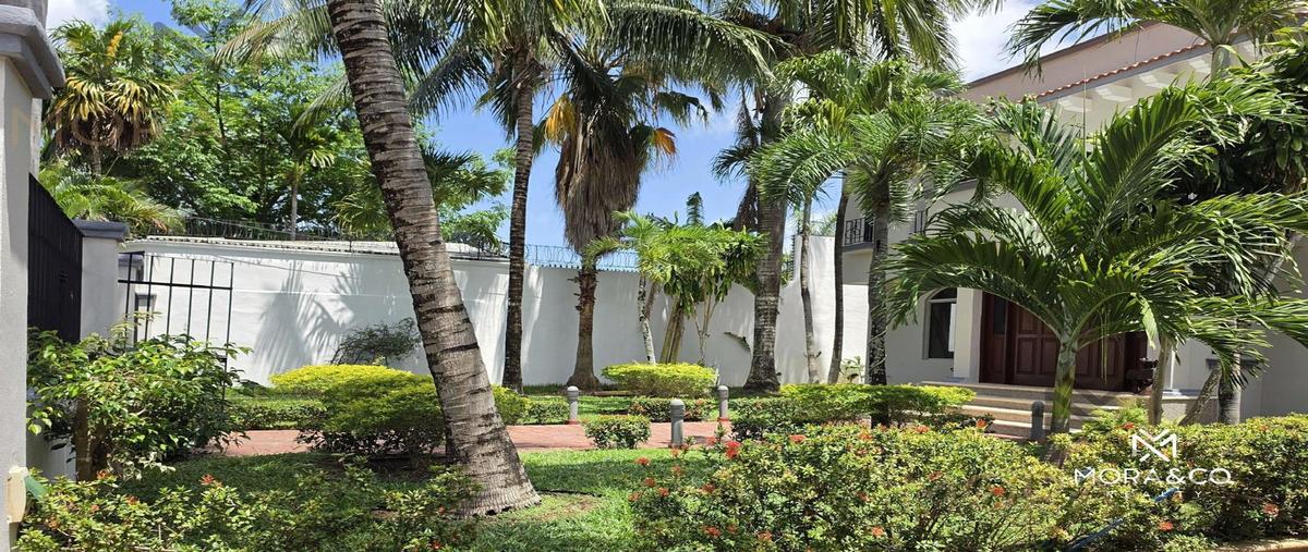 Foto de casa en venta en  , campestre, benito juárez, quintana roo, 0 No. 03