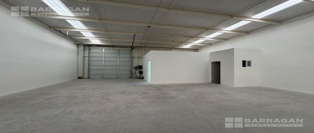 Foto de bodega en venta en  , campestre huertas la joya, querétaro, querétaro, 26241855 No. 02