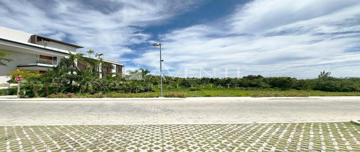 Foto de terreno habitacional en , cancún (internacional de cancún), benito juárez, quintana roo, 0 foto 04 Foto de terreno habitacional en venta en , cancún (internacional de cancún), benito juárez, quintana roo, 0 No. 04