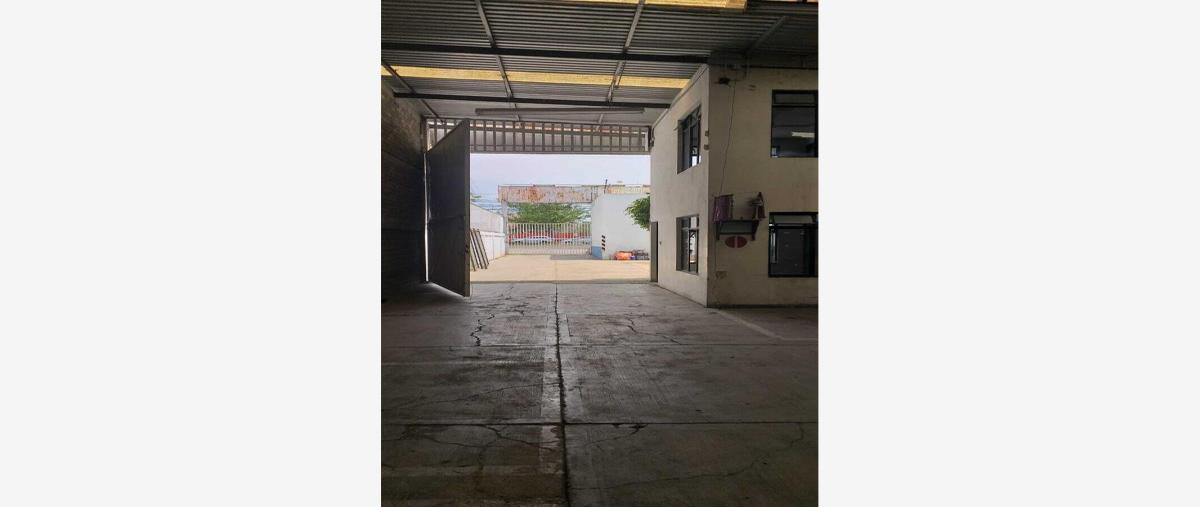 Foto de bodega en carretera 5, san sebastián tutla, san sebastián tutla, oaxaca, 27018244 foto 01 Foto de bodega en renta en carretera 5, san sebastián tutla, san sebastián tutla, oaxaca, 27018244 No. 01