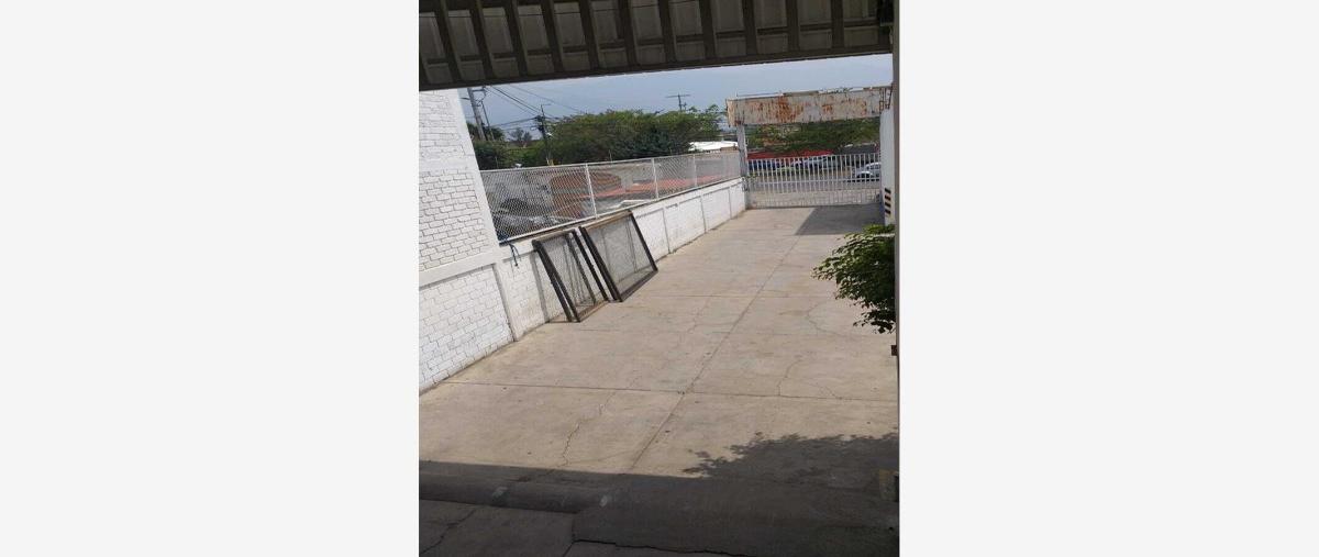 Foto de bodega en carretera 5, san sebastián tutla, san sebastián tutla, oaxaca, 27018244 foto 05 Foto de bodega en renta en carretera 5, san sebastián tutla, san sebastián tutla, oaxaca, 27018244 No. 05