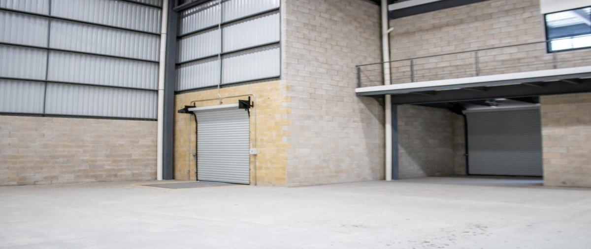 Foto de bodega en carretera a san isidro mazatepec , santa cruz de las flores, tlajomulco de zúñiga, jalisco, 29425462 foto 02 Foto de bodega en venta en carretera a san isidro mazatepec , santa cruz de las flores, tlajomulco de zúñiga, jalisco, 29425462 No. 02