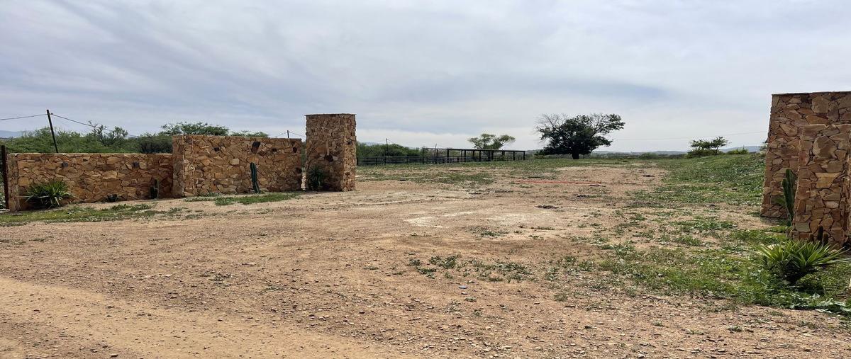 Foto de terreno habitacional en carretera el tigre. , san marco, ensenada, baja california, 0 foto 02 Foto de terreno habitacional en venta en carretera el tigre. , san marco, ensenada, baja california, 0 No. 02