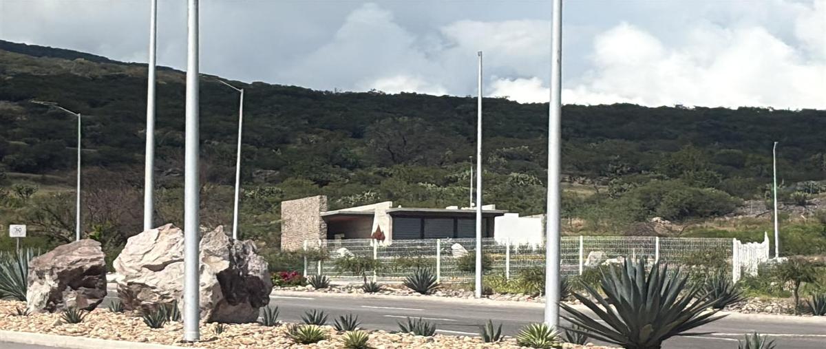 Foto de bodega en carretera estatal 500 kilómetro 29+220 el marques , chichimequillas, el marqués, querétaro, 0 foto 03 Foto de bodega en renta en carretera estatal 500 kilómetro 29+220 el marques , chichimequillas, el marqués, querétaro, 0 No. 03