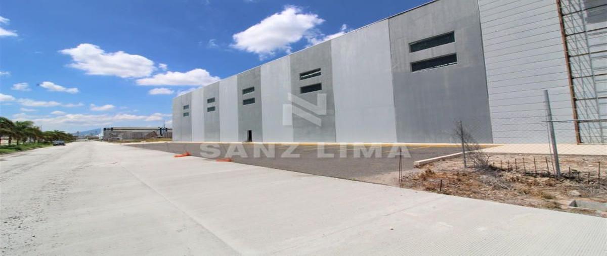 Foto de nave industrial en carretera federal alterna 45 , san isidro crespo, celaya, guanajuato, 25389480 foto 02 Foto de nave industrial en venta en carretera federal alterna 45 , san isidro crespo, celaya, guanajuato, 25389480 No. 02