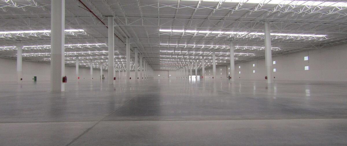 Foto de nave industrial en carretera guadalajara - chapala kilometro 23.5 la calerajal. , la calera, tlajomulco de zúñiga, jalisco, 30410028 foto 02 Foto de nave industrial en renta en carretera guadalajara - chapala kilometro 23.5 la calerajal. , la calera, tlajomulco de zúñiga, jalisco, 30410028 No. 02