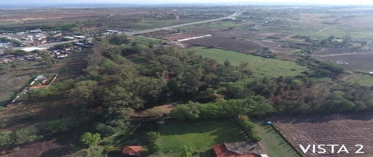 Foto de terreno industrial en venta en carretera libre a zapotlanejo kilometro 26 , la laja, zapotlanejo, jalisco, 18572464 No. 01