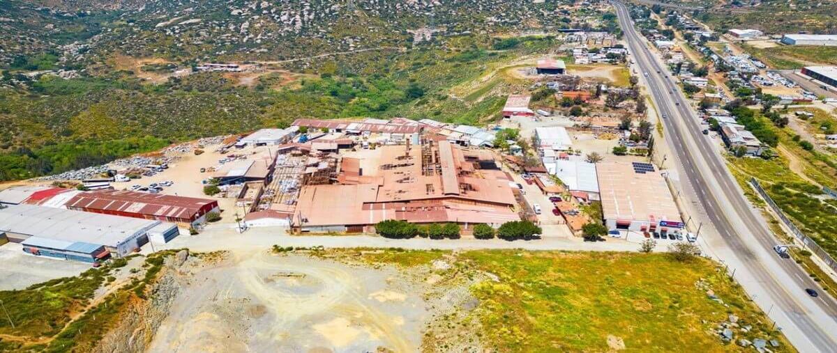 Foto de bodega en venta en carretera libre tecate-tijuana , paso del águila, tecate, baja california, 28120520 No. 03