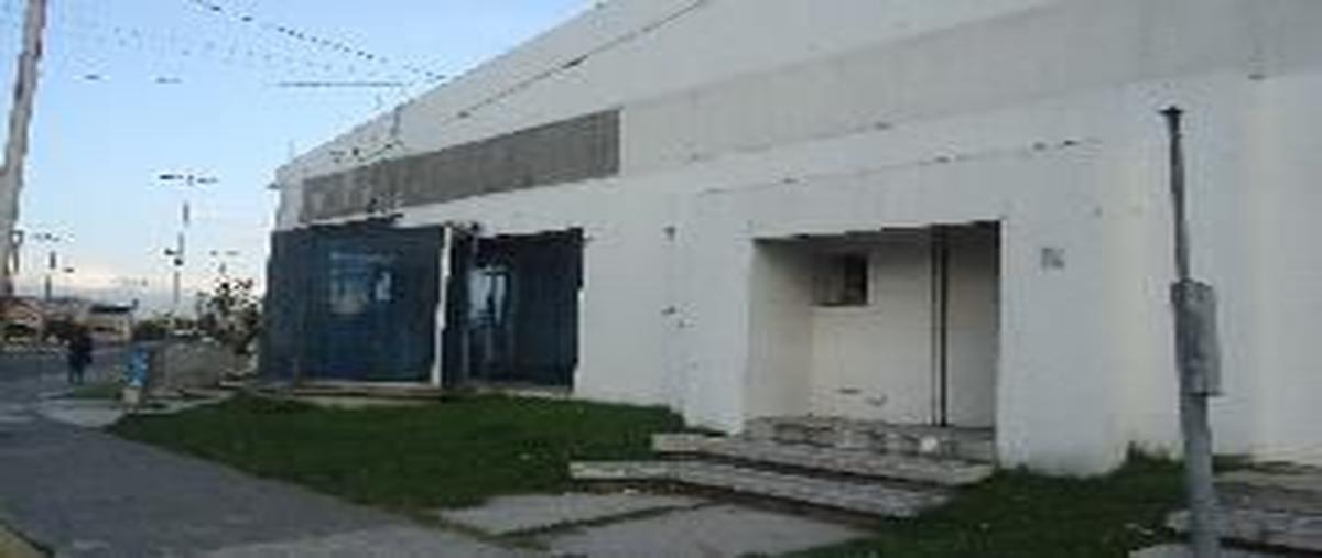 Foto de local en venta en carretera toluca naucalpan , san mateo otzacatipan, toluca, méxico, 0 No. 01