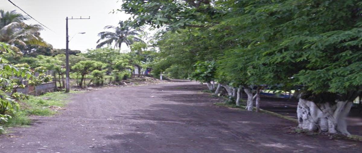 Foto de terreno habitacional en venta en  , catemaco, catemaco, veracruz de ignacio de la llave, 27143429 No. 04