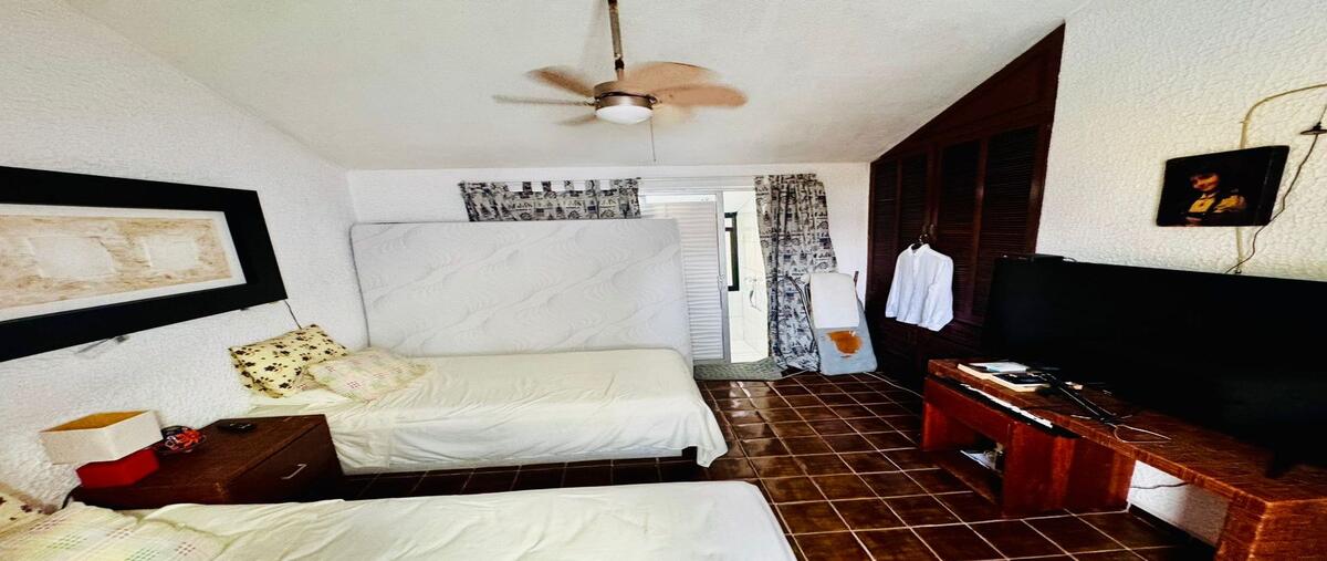 Foto de oficina en centro , zihuatanejo centro, zihuatanejo de azueta, guerrero, 0 foto 05 Foto de oficina en venta en centro , zihuatanejo centro, zihuatanejo de azueta, guerrero, 0 No. 05