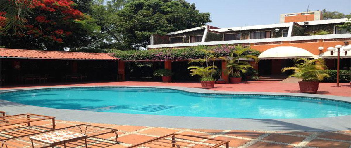 Foto de edificio en venta en  , chapultepec, cuernavaca, morelos, 0 No. 01