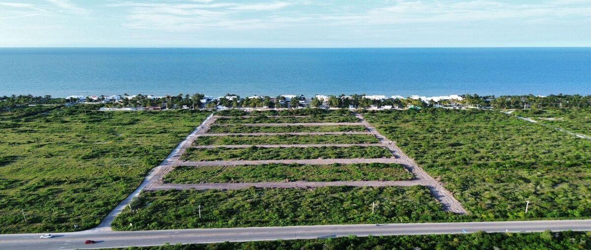 Foto de terreno habitacional en venta en  , chicxulub puerto, progreso, yucatán, 30711328 No. 02