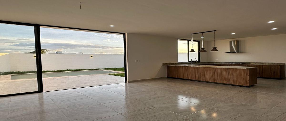 Foto de casa en venta en  , cholul, mérida, yucatán, 27572631 No. 03