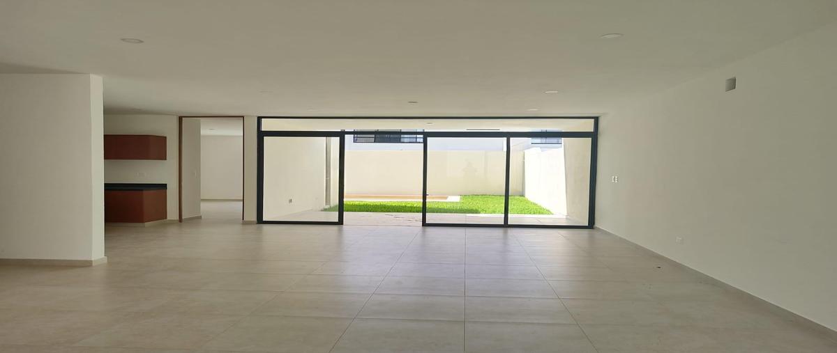 Foto de casa en venta en  , cholul, mérida, yucatán, 0 No. 03