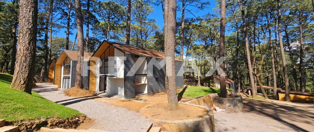 Foto de casa en venta en circuito avándaro , avándaro, valle de bravo, méxico, 0 No. 03